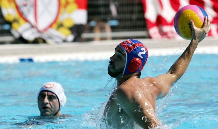 Μιράλης: “Εύχομαι να μην είναι οπαδοί του Ολυμπιακού”