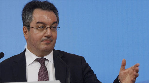Μόσιαλος: “Απαράδεκτες οι αποφάσεις”