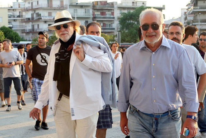 “Χρήματα επενδυτών μόνο με έγκριση της ΕΕΑ”