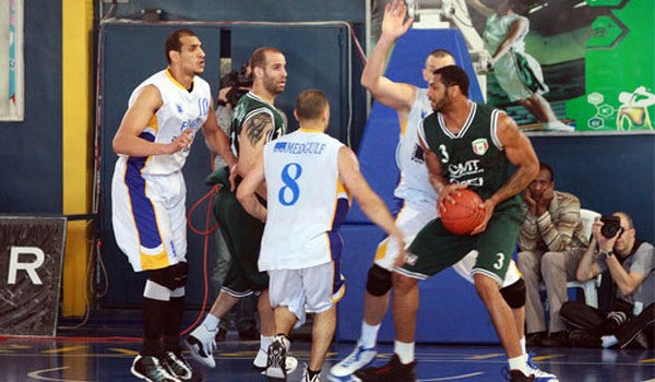 Φέρνει τον Ουάτκινς