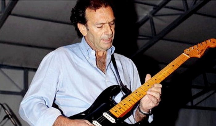 O rocker πρόεδρος της Κάλιαρι!
