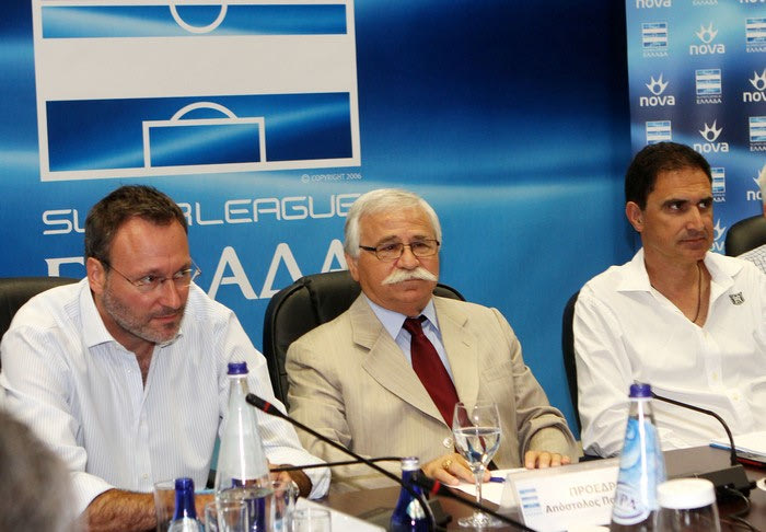 Παπουτσάκης: “Πρωτάθλημα με 16 ομάδες”
