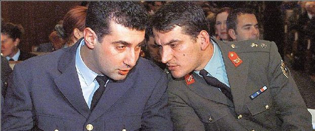 Φορούν τα χακί οι Ολυμπιονίκες