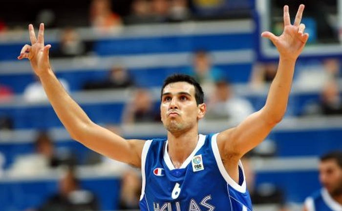 Ζήσης: “Και του χρόνου όλοι μαζί”!
