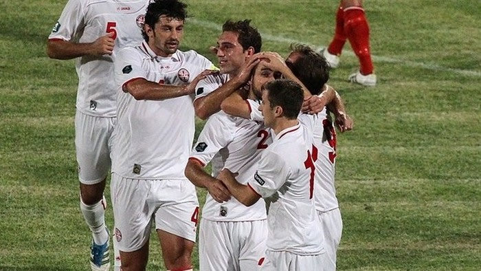 “Μην την πατήσετε όπως η Σκωτία”