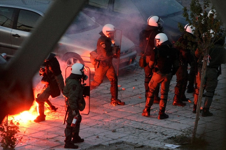 Επεισόδια έξω από το ΟΑΚΑ