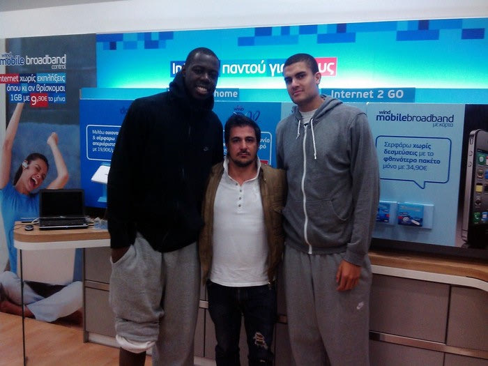 Σε ανοικτή γραμμή επικοινωνίας
