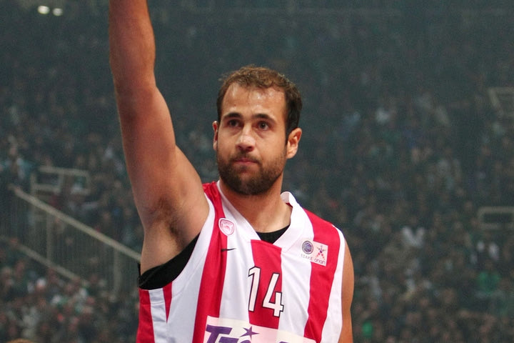 Εκτός ο Παπαδόπουλος, μέσα ο Γλυνιαδάκης