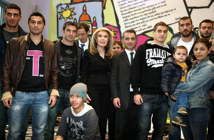Χαμόγελα και δώρα από “πράσινους” στο ίδρυμα “Ελπίδα”