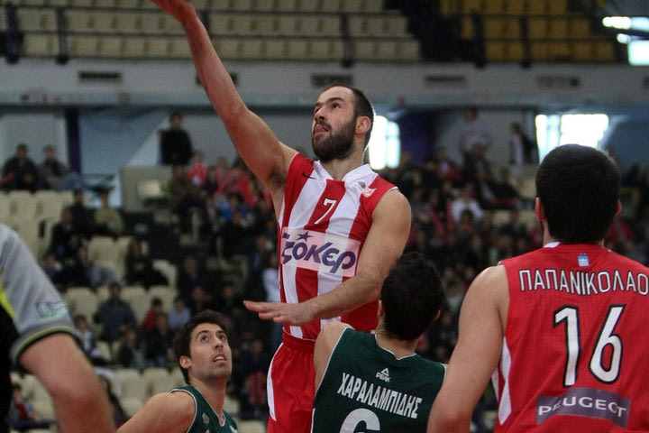 Σπανούλης: “Την Ευρωλίγκα με τον Ολυμπιακό!”