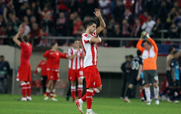 Ψηλά το κεφάλι και βλέπουμε…
