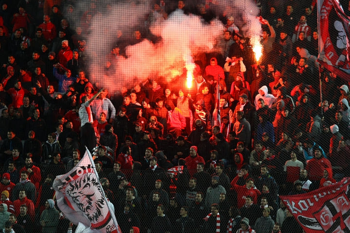 Γιατί φωνάζουν στα αλήθεια οι οπαδοί του Ολυμπιακού