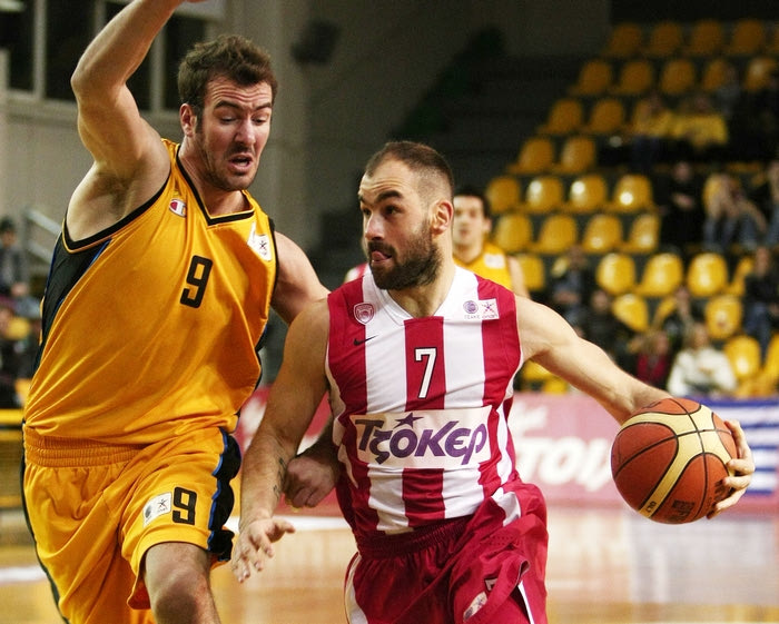 Μαρούσι – Ολυμπιακός 84-89