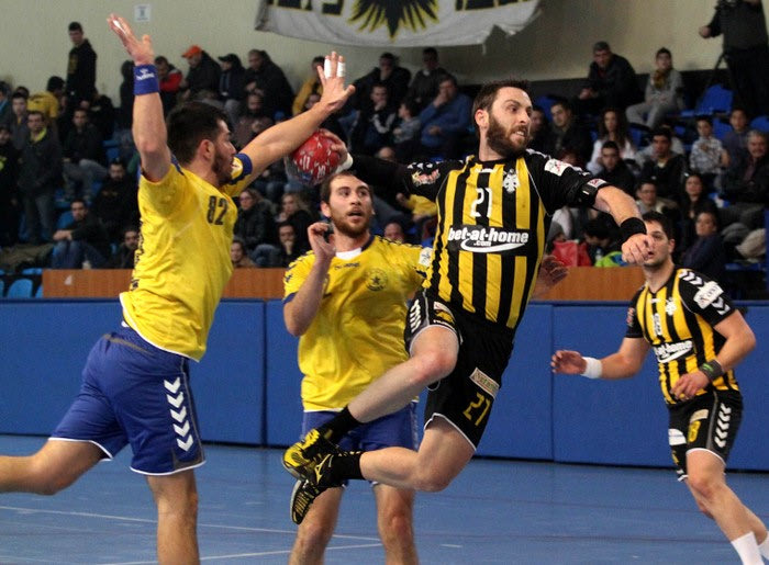 Δίχως εκπλήξεις η 15η αγωνιστική