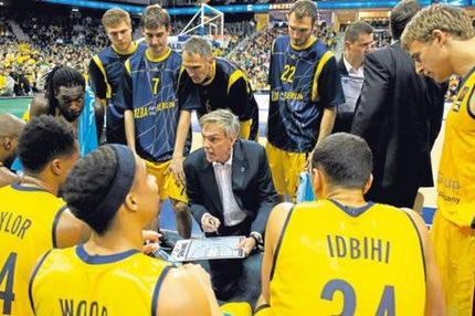 Χέρμπερτ: “Εξετάζουμε και Καλαμπόκη και Τσαλδάρη”