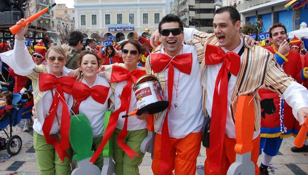Mπέος, Άραβες, ομορφάντρες και αγαπούλες στο Πατρινό Καρναβάλι!