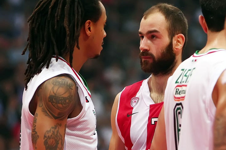 Χειρουργήθηκε ο Μος