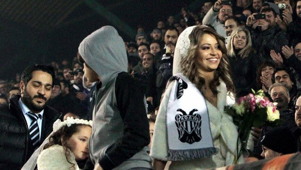 Η …νύφη υπερασπιστική γραμμή του ΠΑΟΚ!