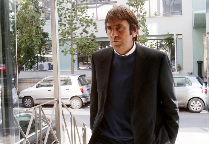 Αθανασιάδης: “Άλλαξε άποψη η βοηθός”