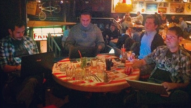 Λεπτό προς λεπτό η βραδιά του SPORT 24 στα T.G.I. Friday’s!
