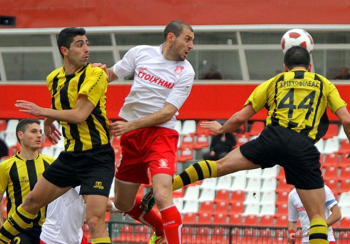 Live η 33η αγωνιστική της Football League