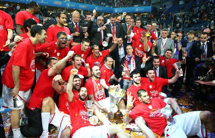 “Συγχαρητήρια στον Ολυμπιακό!”