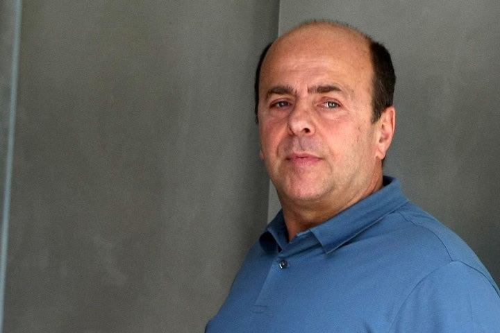 Αλαφούζος: “Να διαλύσουμε την παράγκα”