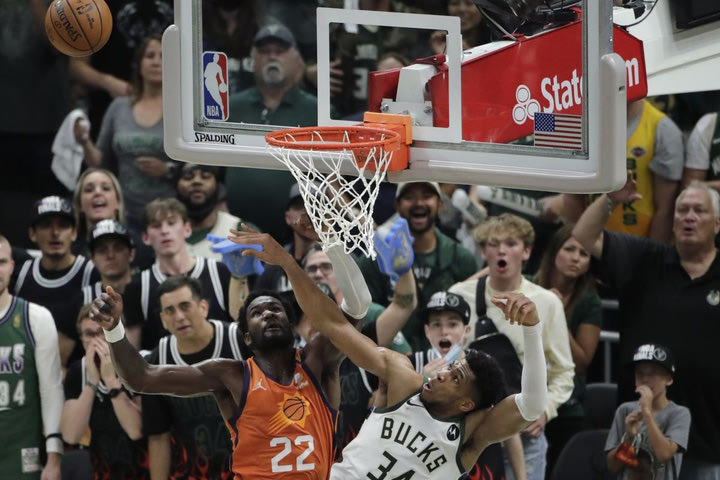 NBA Finals, Αντετοκούνμπο: “Δεν είχα δει το μπλοκ στον Έιτον μέχρι σήμερα, ήταν σπουδαία φάση”
