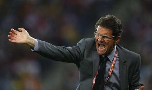 Καπέλο: “Ποιος γράφει αυτές τις μαλ…ες;”