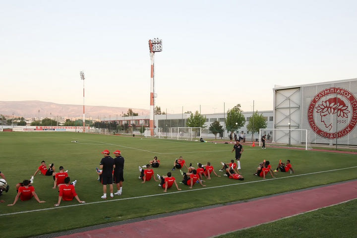 Προπόνηση χωρίς τους διεθνείς