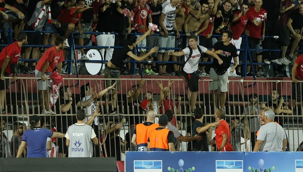 Αποθέωση για Μασάντο, Τζιμπούρ