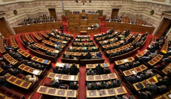 Στη Βουλή η τροπολογία των ΠΑΕ