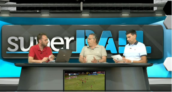 Κυριακή με SUPER BALL LIVE