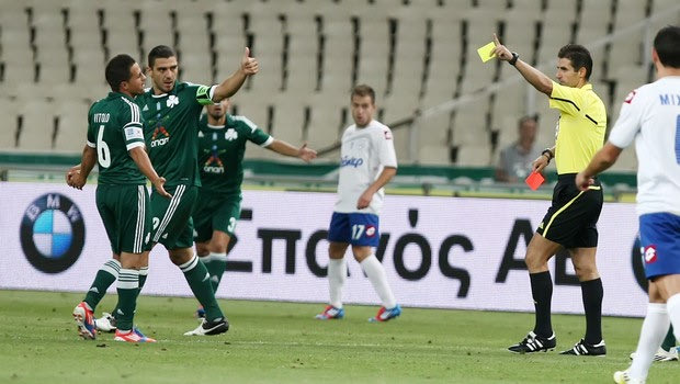 Τι είπε ο Κατσουράνης στον διαιτητή