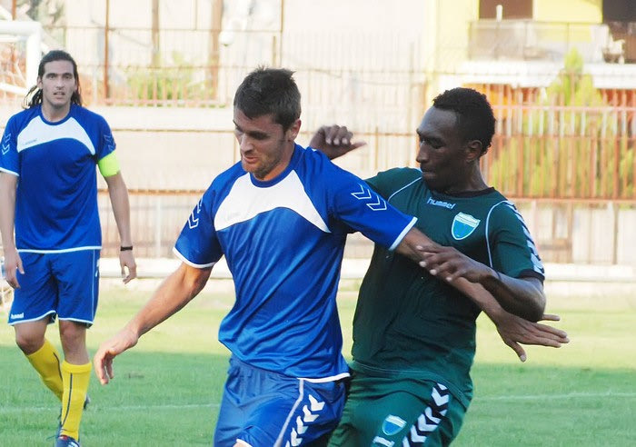 Ψάχνει μία λύση στα χαφ