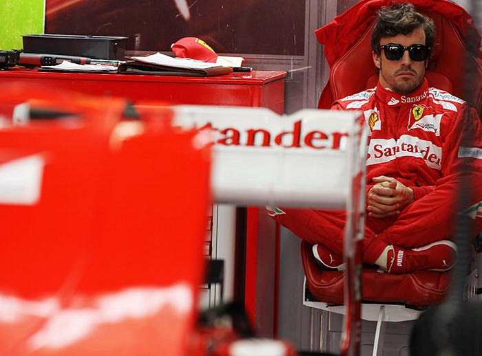 Αλόνσο: “Ταχύτερη η Red Bull, καλύτερη η Ferrari”