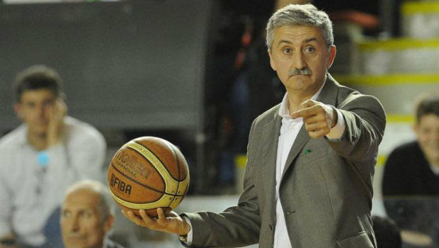 Ανέλαβε τη Σάσαρι ο Καλβάνι