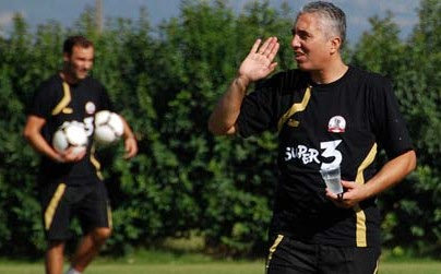 Νέο ξεκίνημα με Κωστένογλου
