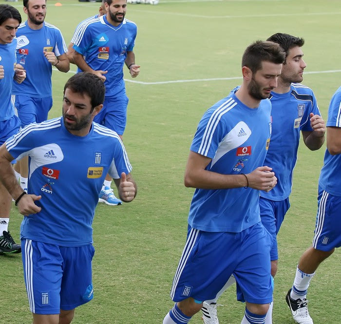 Προβάδισμα ο Μαλεζάς και ατομικό για τρεις