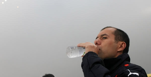Φωνές από Ζαρντίμ στο ημίχρονο
