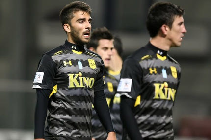 Αυτό που η μέρα οφείλει στη νύχτα