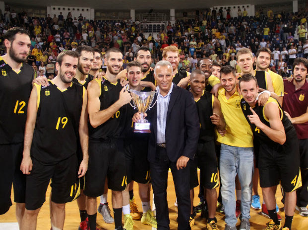 Υπό το βλέμμα του Γκάλη