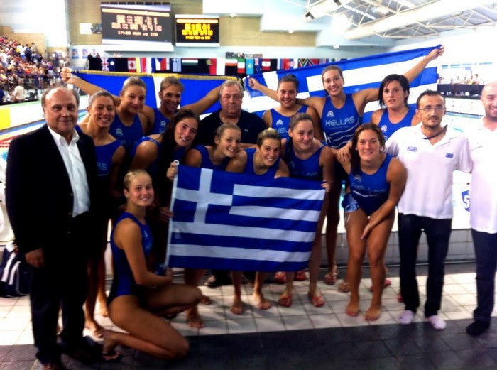 Νεάνιδες από ατόφιο χρυσάφι