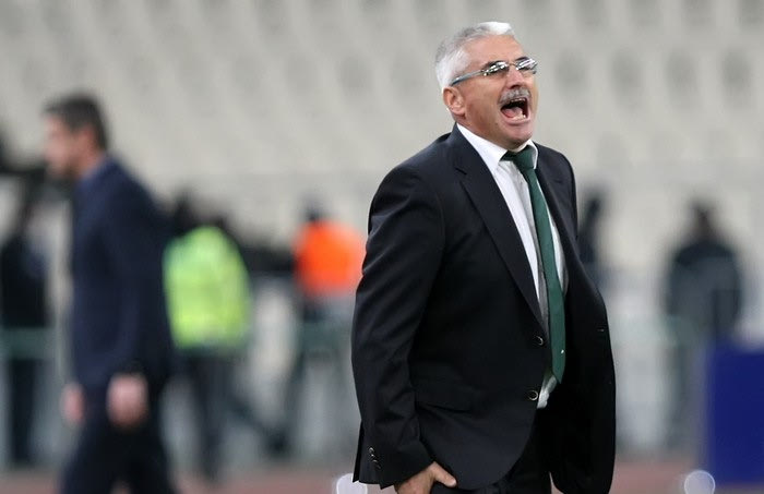 Φάμπρι: “Είστε ανίκανοι; Δεν έχετε εγωισμό;”