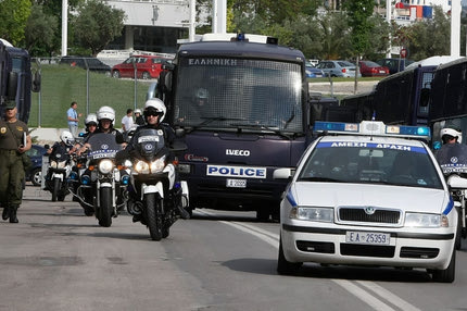 Αστυνομία και σκυλιά “χτένισαν” το “Καραϊσκάκης”