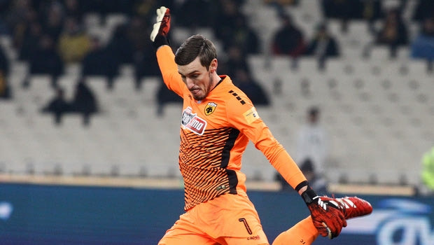 AEK: Τουλάχιστον έναν μήνα εκτός ο Μπάρκας