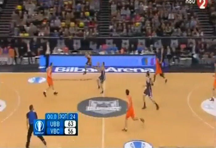 Buzzer-beater του Ζήση από το… κέντρο!