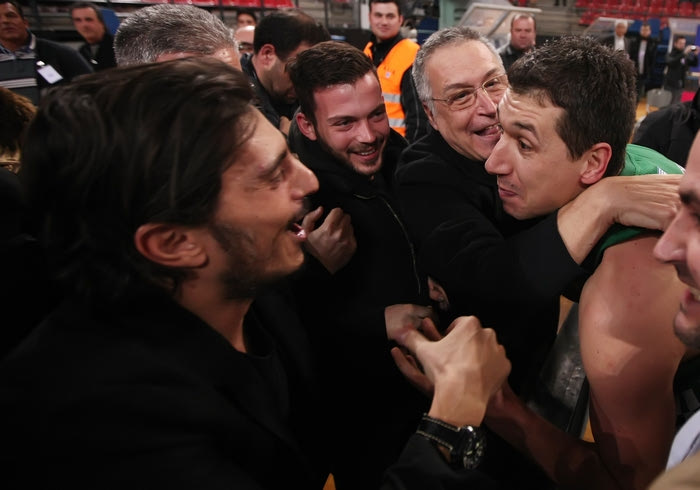 Το αφιέρωσε στον Δ. Γιαννακόπουλο ο Διαμαντίδης!