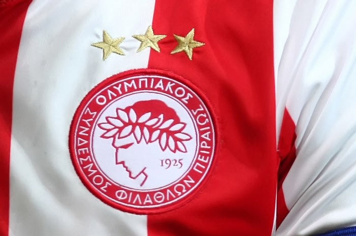 “Χρόνια σου πολλά δαφνοστεφανωμένε θρύλε”