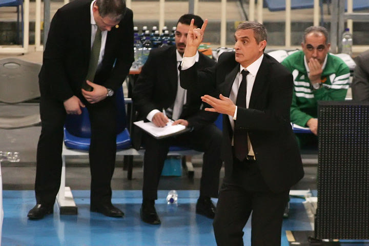 Πεδουλάκης: “Βασικό στοιχείο της νίκης η άμυνα”